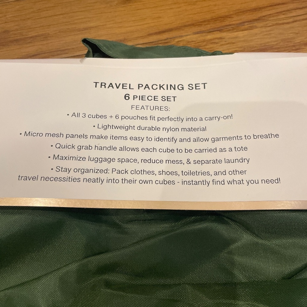 Ellen Tracy 6 Piece Travel Packing Set - Picture 5 of 6